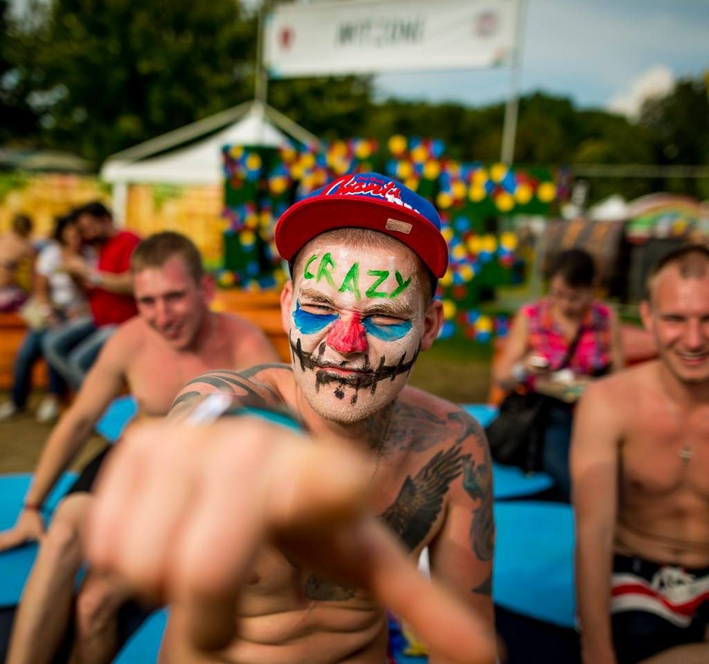 sziget-festival-boys-crazy